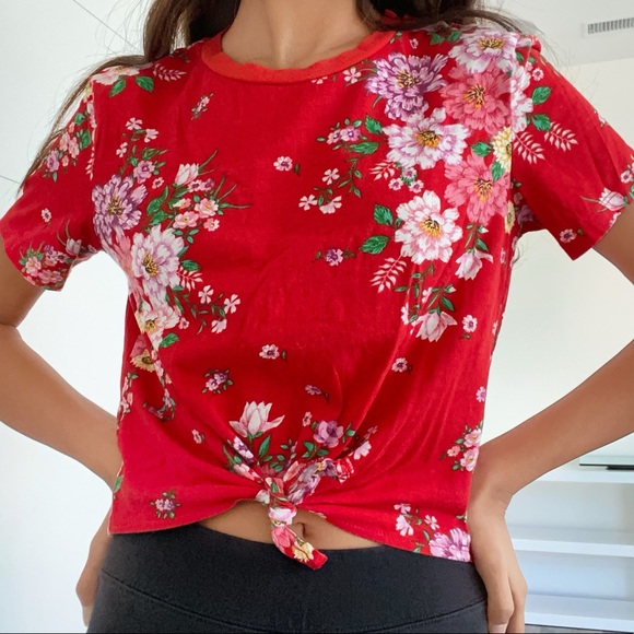 H&M Short Sleeve Floral Design T-Shirt - Picture 3 of 3